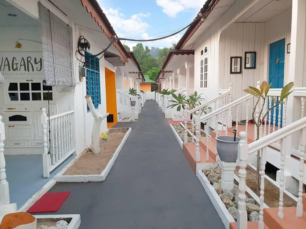 Hotel Vagary Pangkor à Pekan Pangkor Extérieur photo